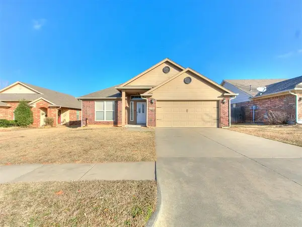 2113 SE 8th Street, Moore, OK 73160