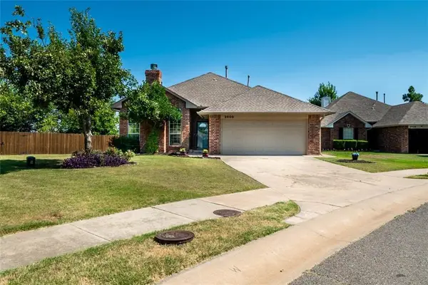 2800 Clearwater Circle, Edmond, OK 73003