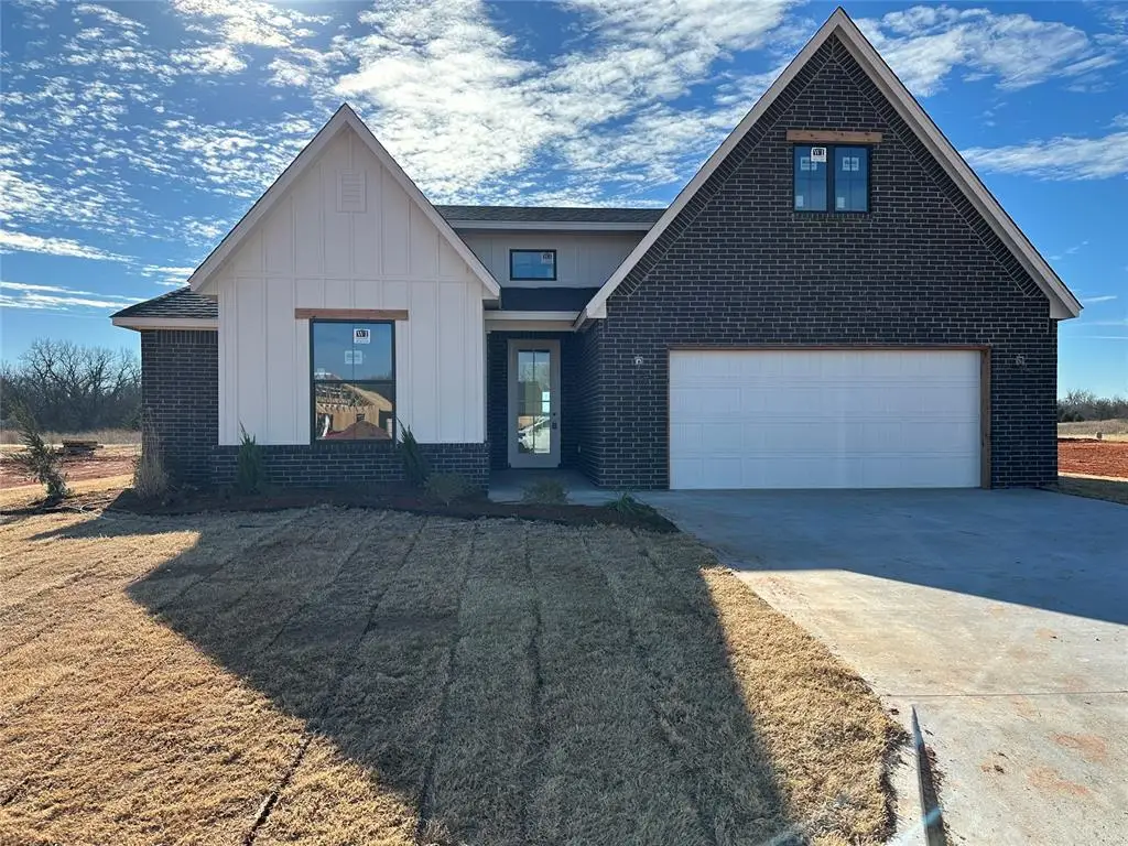 209 Outlander Way, Shawnee, OK 74804 - Image #1