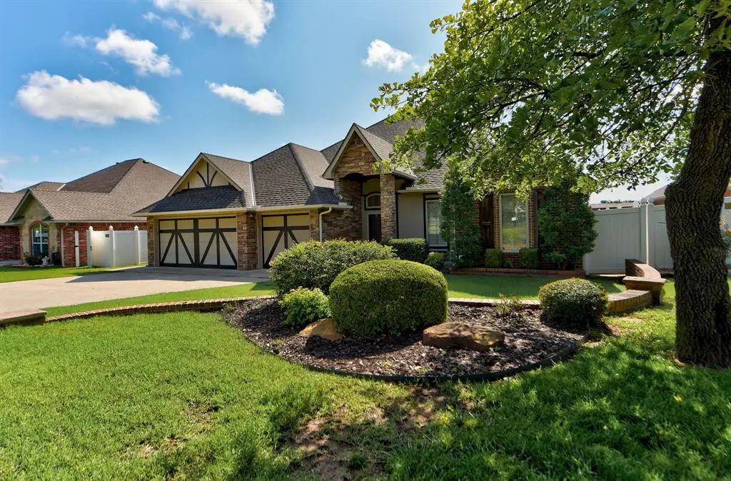 628 N Timber Road, Midwest City, OK 73130 - Image #1