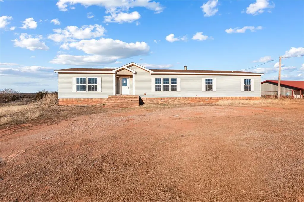 18186 W Charter Oak Road, Cashion, OK 73016 - Image #1