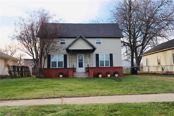 220 N Harrison Avenue, Shawnee, OK 74801