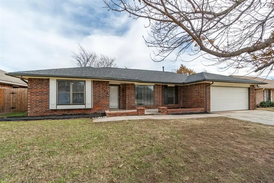 12108 Sylvester Drive, Oklahoma City, OK 73162 - Image #2