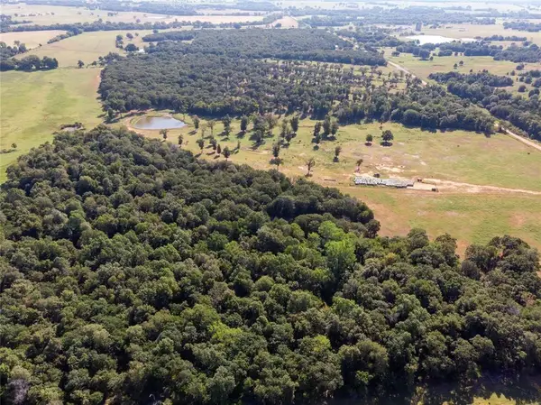 S 18 Highway, Chandler, OK 74834