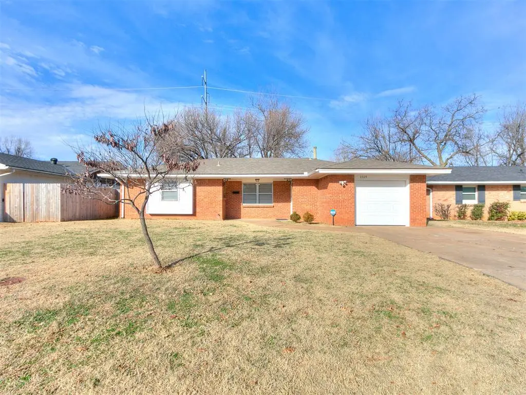 2329 Elwood Drive, Edmond, OK 73013 - Image #1
