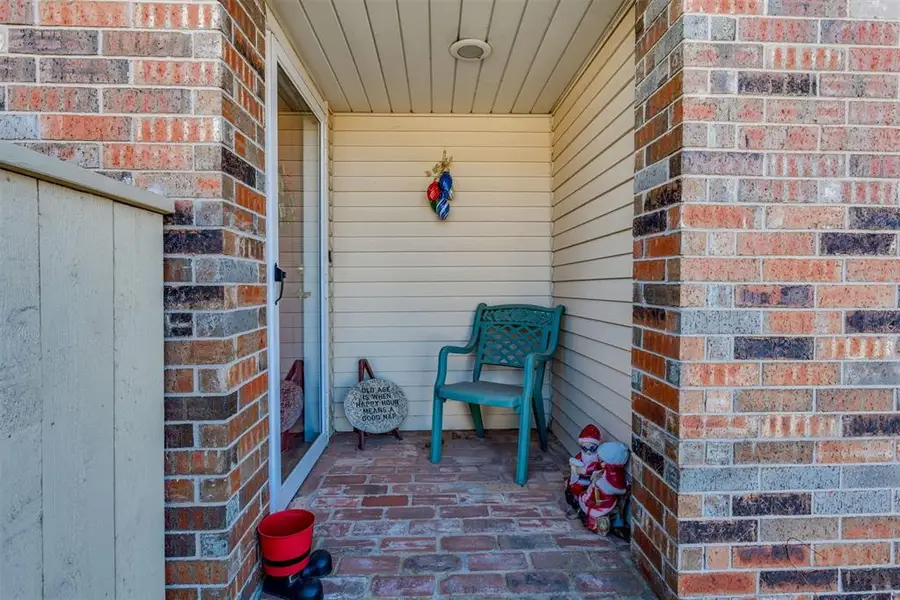 1324 E Timberview Drive, Midwest City, OK 73130 - Image #2