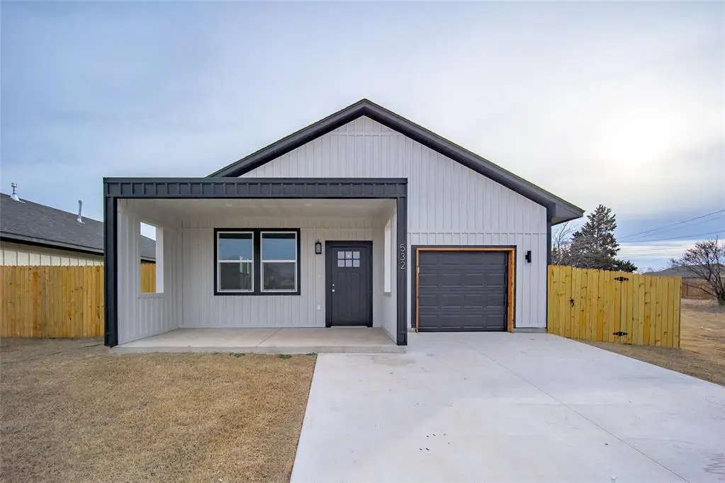 532 NW 112th Street, Oklahoma City, OK 73114 - Image #1