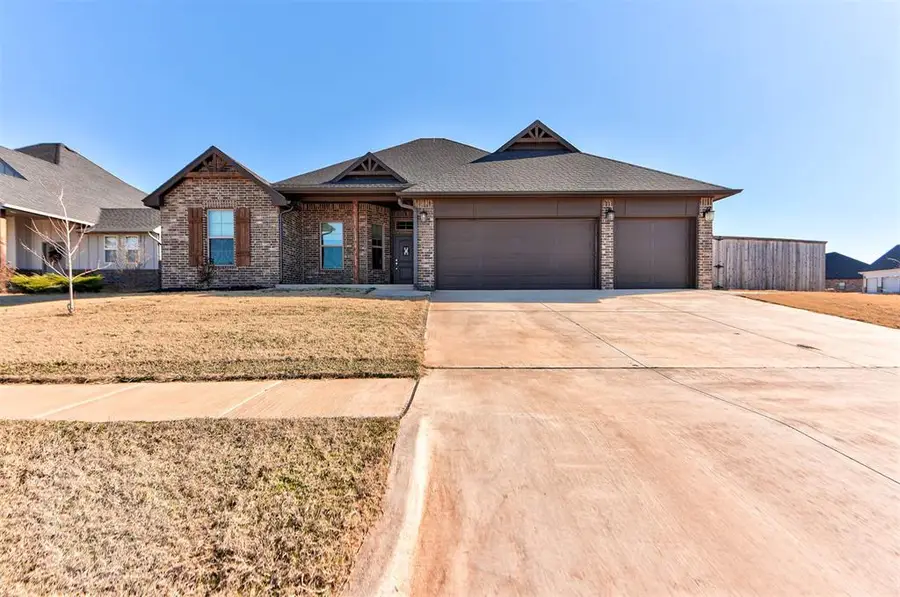 10624 Two Lakes Drive, Yukon, OK 73099 - Image #2
