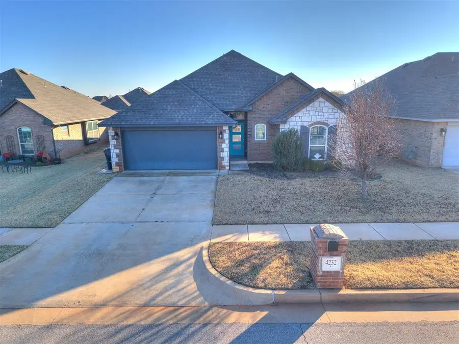 4232 NW 155th Street, Edmond, OK 73013 - Image #3
