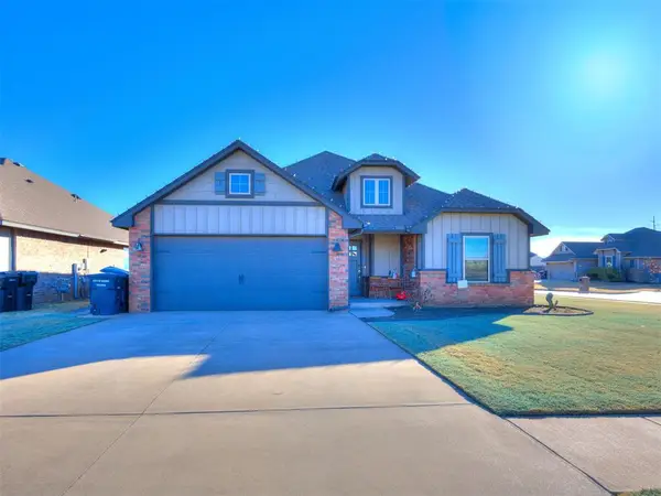 900 NE 34th Terrace, Moore, OK 73160