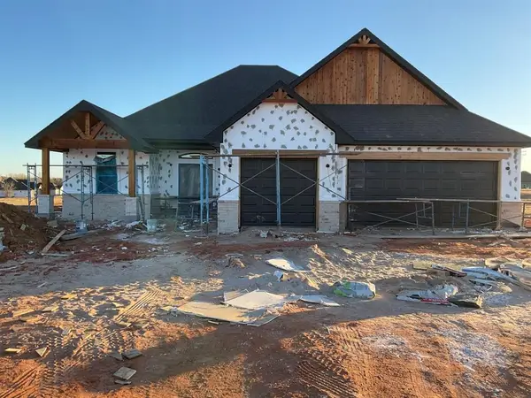 2445 Wind River Circle, Blanchard, OK 73010