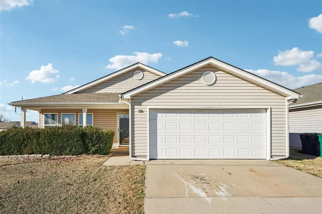 15621 Lilly Garden Lane, Oklahoma City, OK 73170 - Image #1