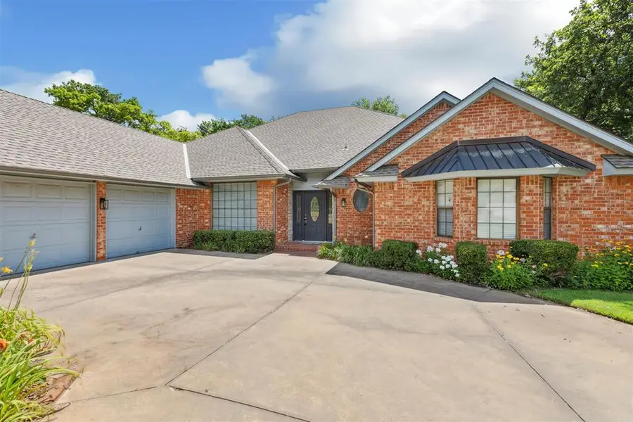 916 Fox Hill Drive, Edmond, OK 73034 - Image #2