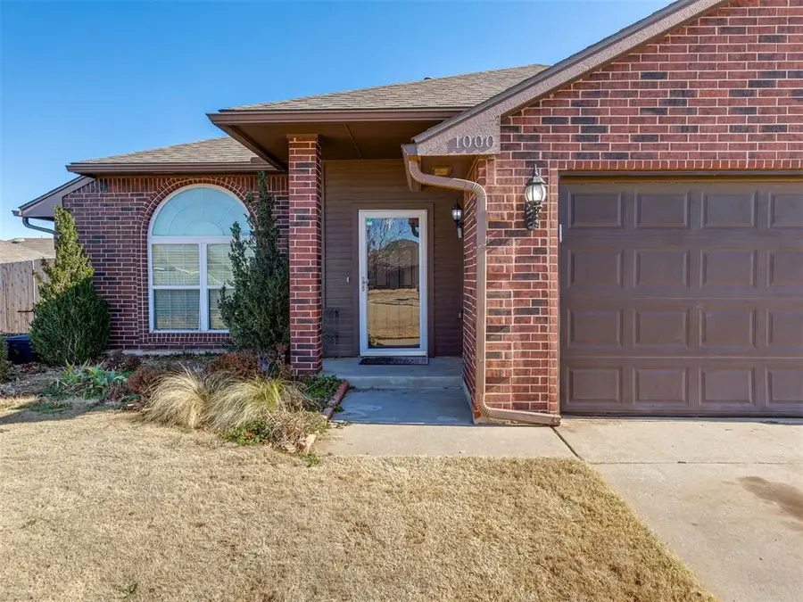 1000 Westridge Drive, Yukon, OK 73099 - Image #2