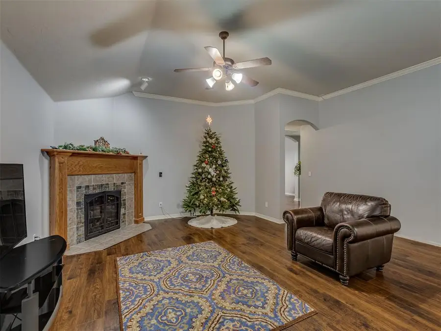 1000 Westridge Drive, Yukon, OK 73099 - Image #3