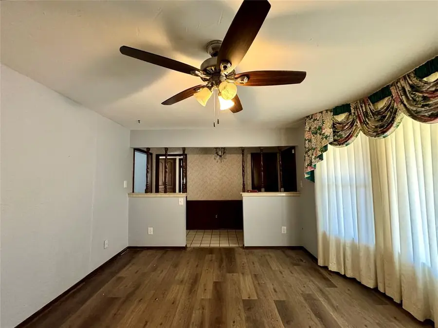 2803 Desirae Drive, Chickasha, OK 73018 - Image #3