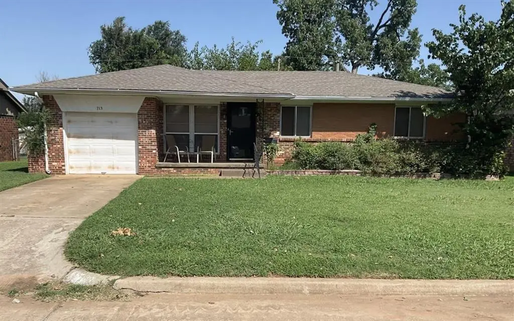 713 Hedge Drive, Midwest City, OK 73110 - Image #1