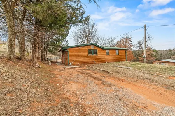 21375 E Seventh Street, Hinton, OK 73047