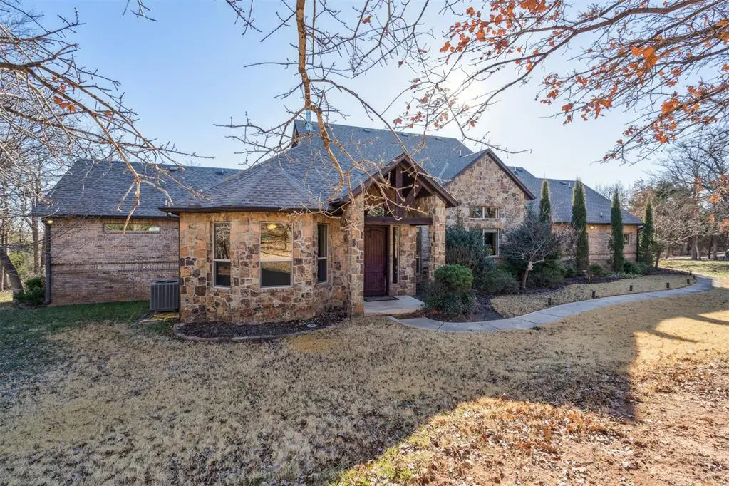 14201 Little Hickory Road, Arcadia, OK 73007 - Image #1