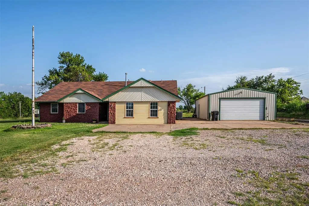 1951 County Rd. 1220 Road, Tuttle, OK 73089 - Image #1