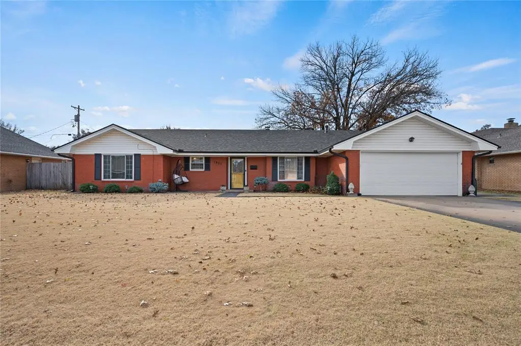 1925 Live Oak Street, Enid, OK 73703 - Image #1