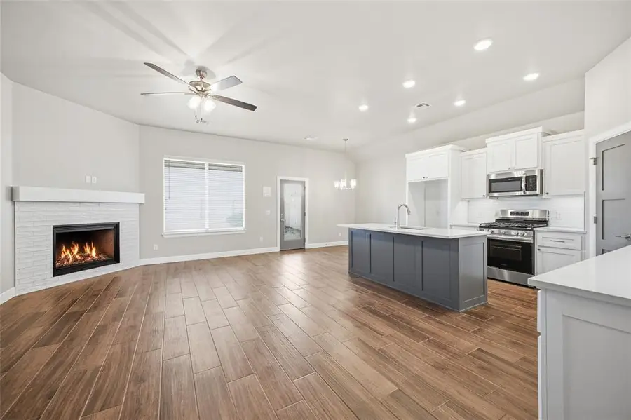 1300 Colonial Avenue, Tuttle, OK 73089 - Image #2