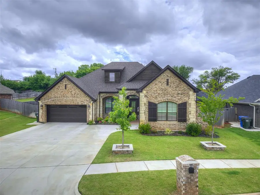 210 Bulverde Drive, Norman, OK 73069 - Image #2