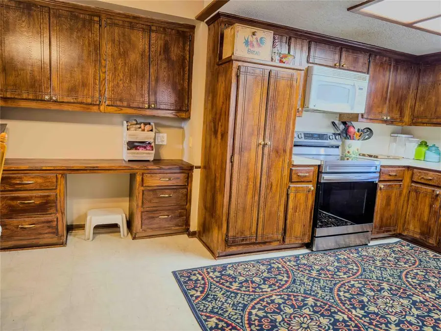 2112 W Rockypoint Drive, Edmond, OK 73003 - Image #3