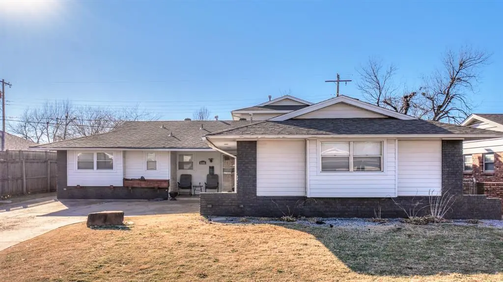 3105 N Viewpoint Drive, Midwest City, OK 73110 - Image #1