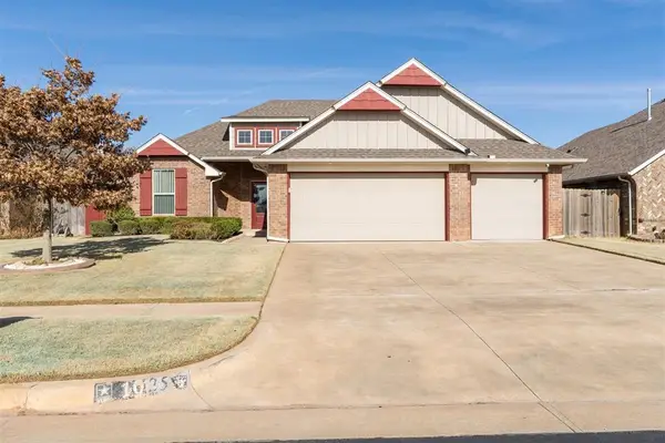 1025 NE 33rd Terrace, Moore, OK 73160