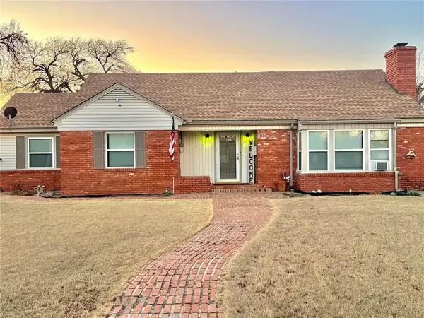 802 S 12th Street, Chickasha, OK 73018