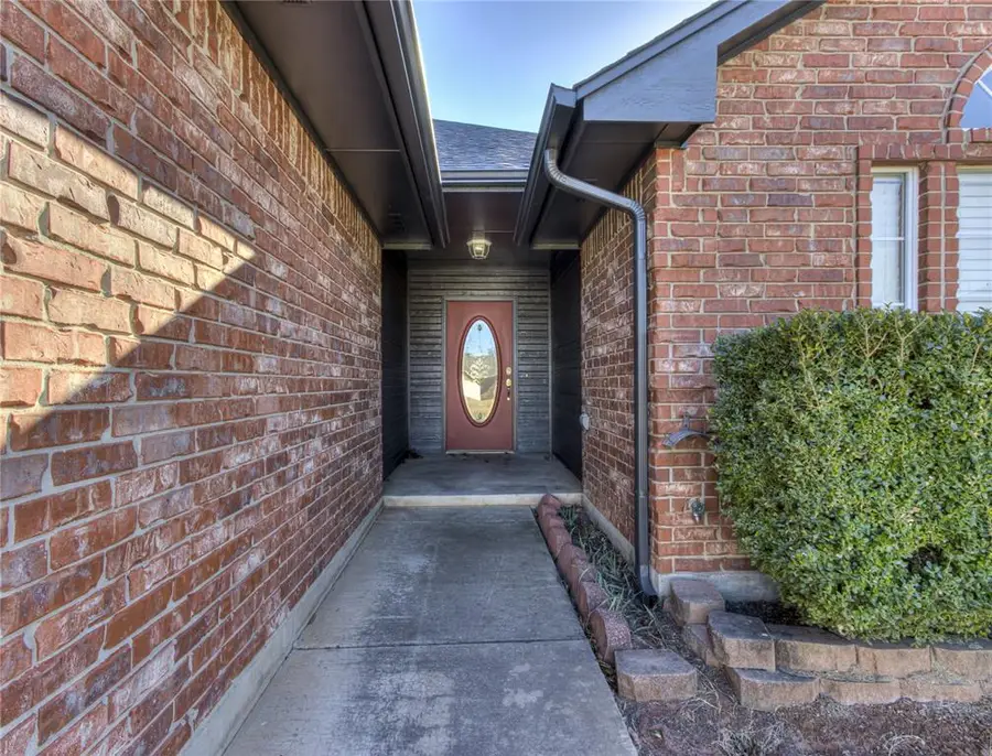 12528 SW 13th Street, Yukon, OK 73099 - Image #3