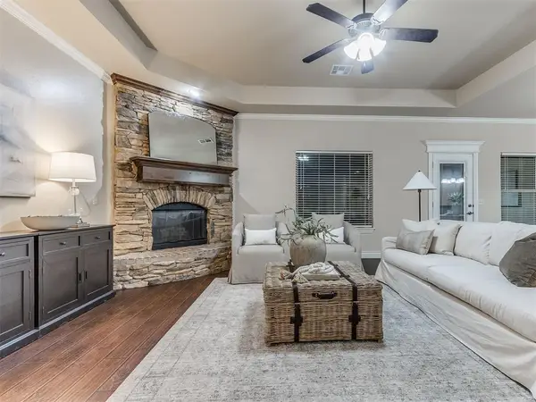 15509 Colonia Bella Drive, Oklahoma City, OK 73013