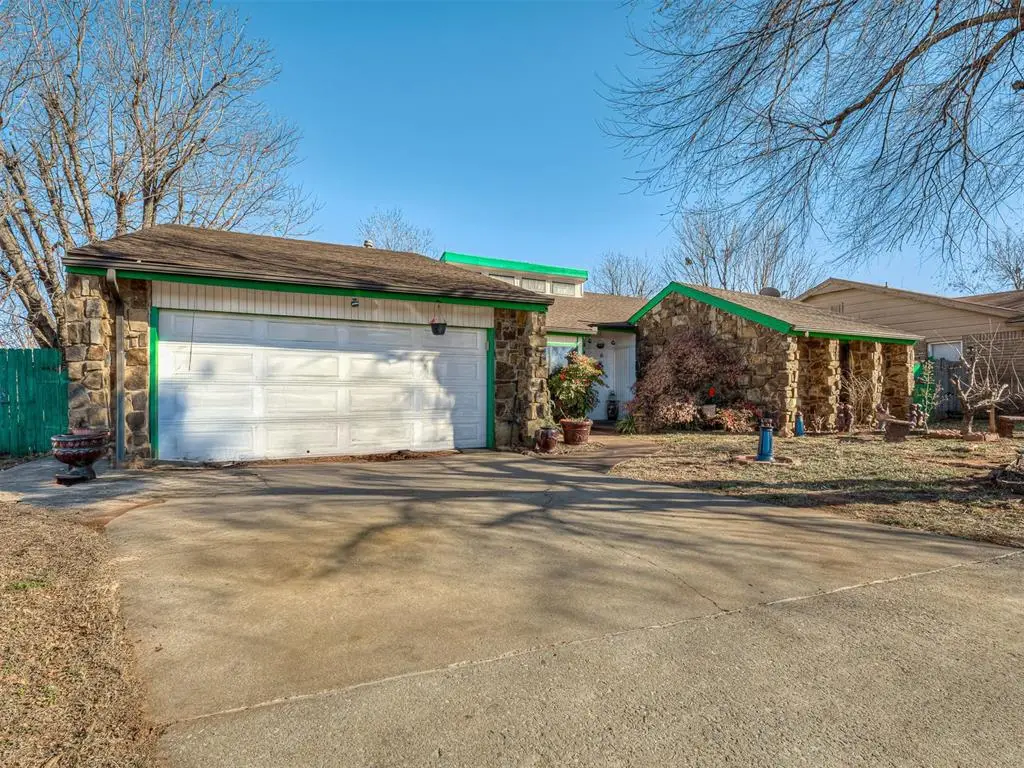 6624 Woodridge Avenue, Oklahoma City, OK 73132 - Image #1