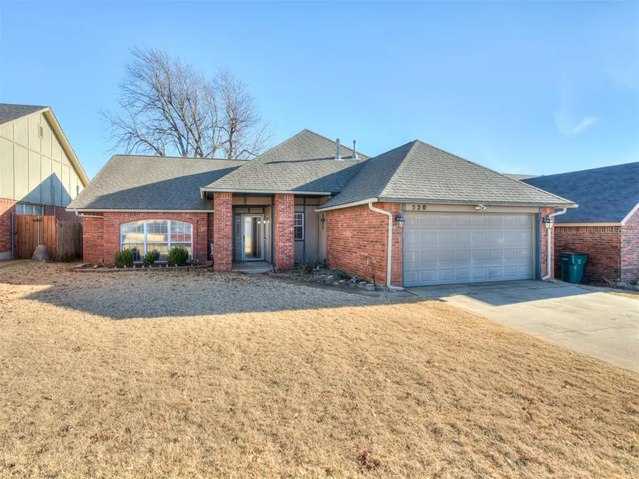 520 Greenfield Drive, Yukon, OK 73099 - Image #2
