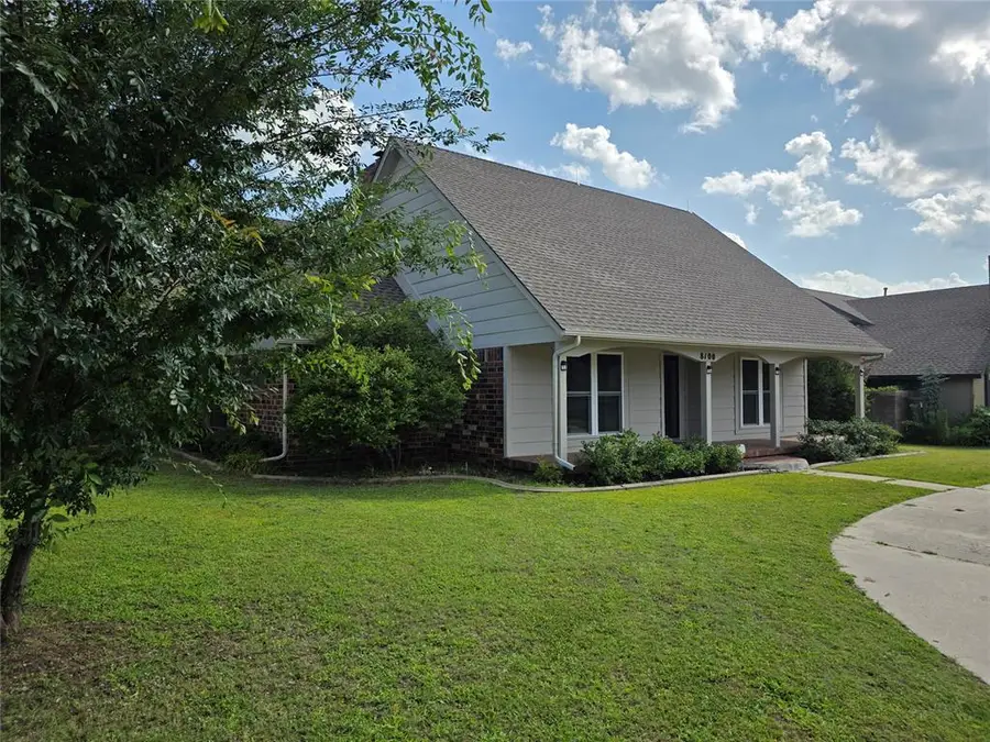 8100 N Bridgeport Lane, Bethany, OK 73008 - Image #2