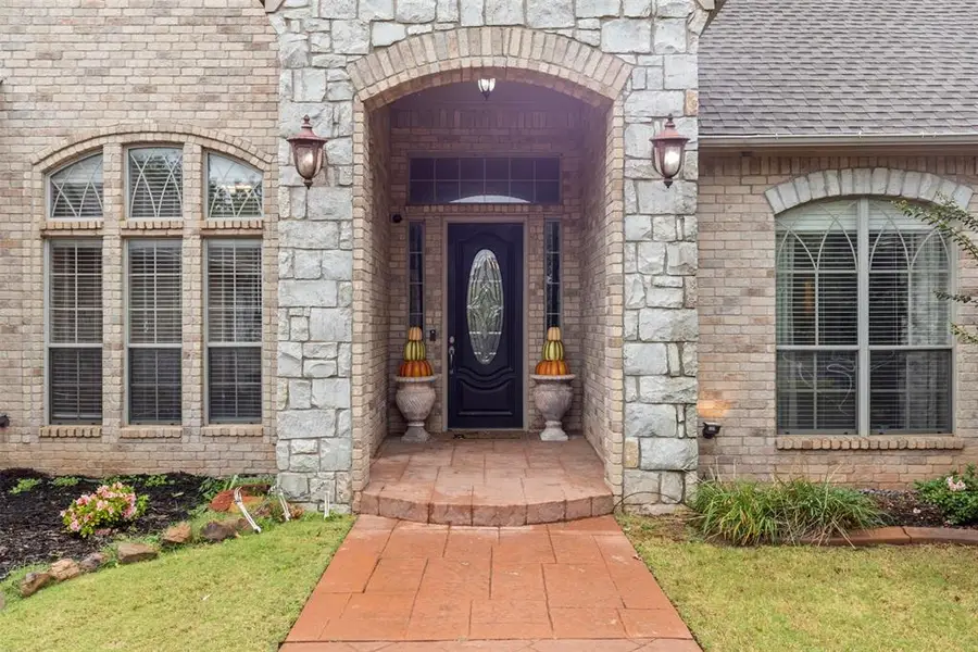 2716 Warwick Place, Edmond, OK 73013 - Image #2