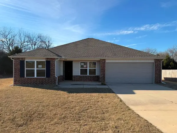 5636 Bent Creek Road, Shawnee, OK 74804