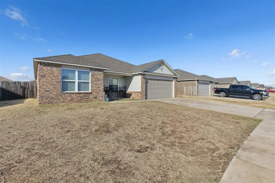 325 Karlee Lane, Newcastle, OK 73065 - Image #2