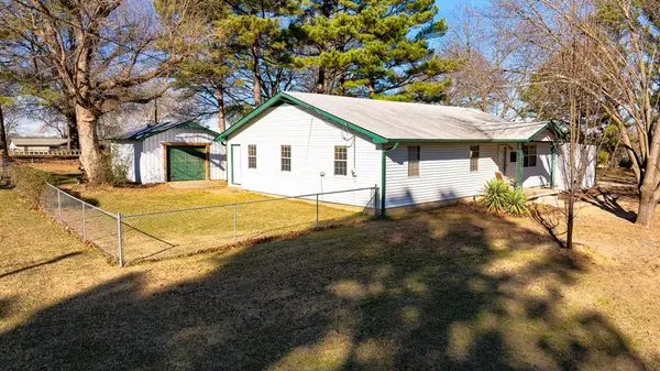 9 N Jerome Street, Coalgate, OK 74538