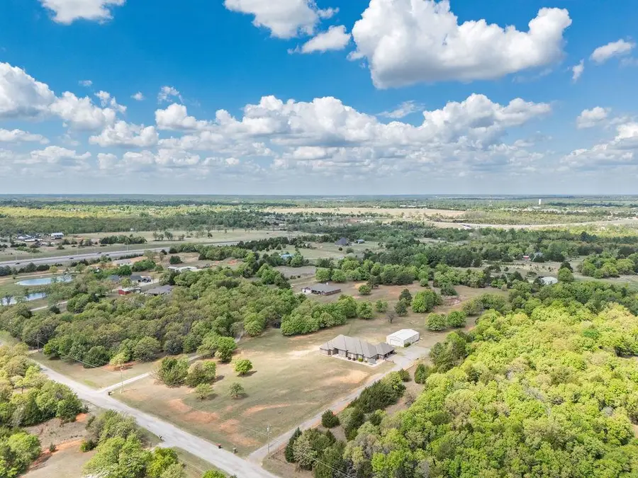 18831 Rockcreek Road, Harrah, OK 73045 - #3