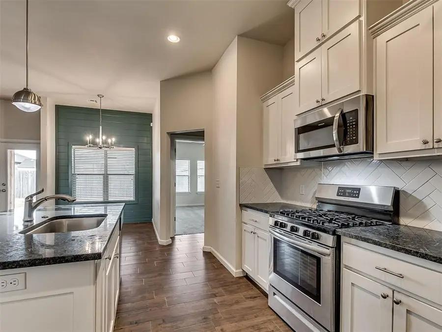 521 NW 179th Street, Edmond, OK 73012 - Image #2