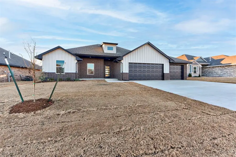 2004 W Flintlock Way, Mustang, OK 73064 - Image #3