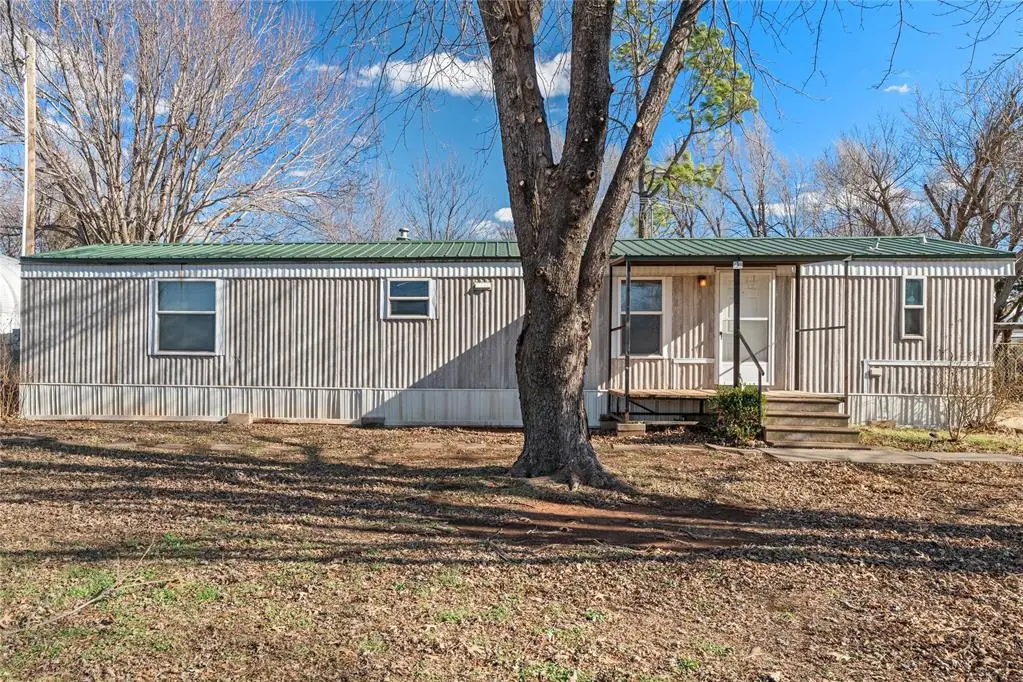 723 S 3rd Street, Kingfisher, OK 73750 - Image #1