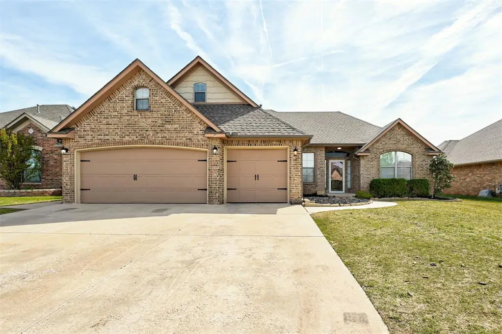 1108 Lanie Lane, Moore, OK 73160 - #1