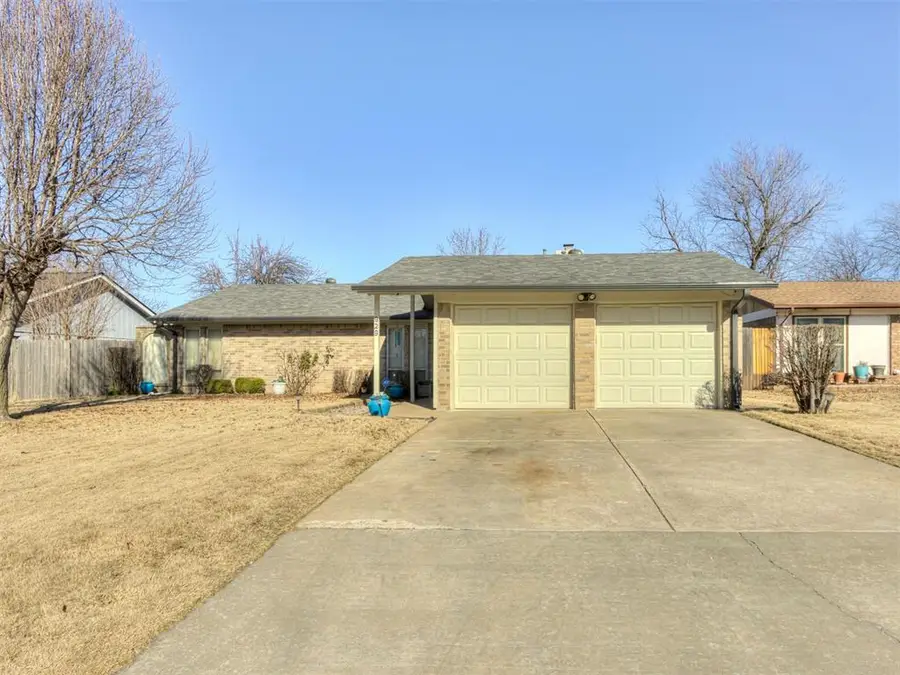 829 NW 116th Terrace, Oklahoma City, OK 73114 - Image #3