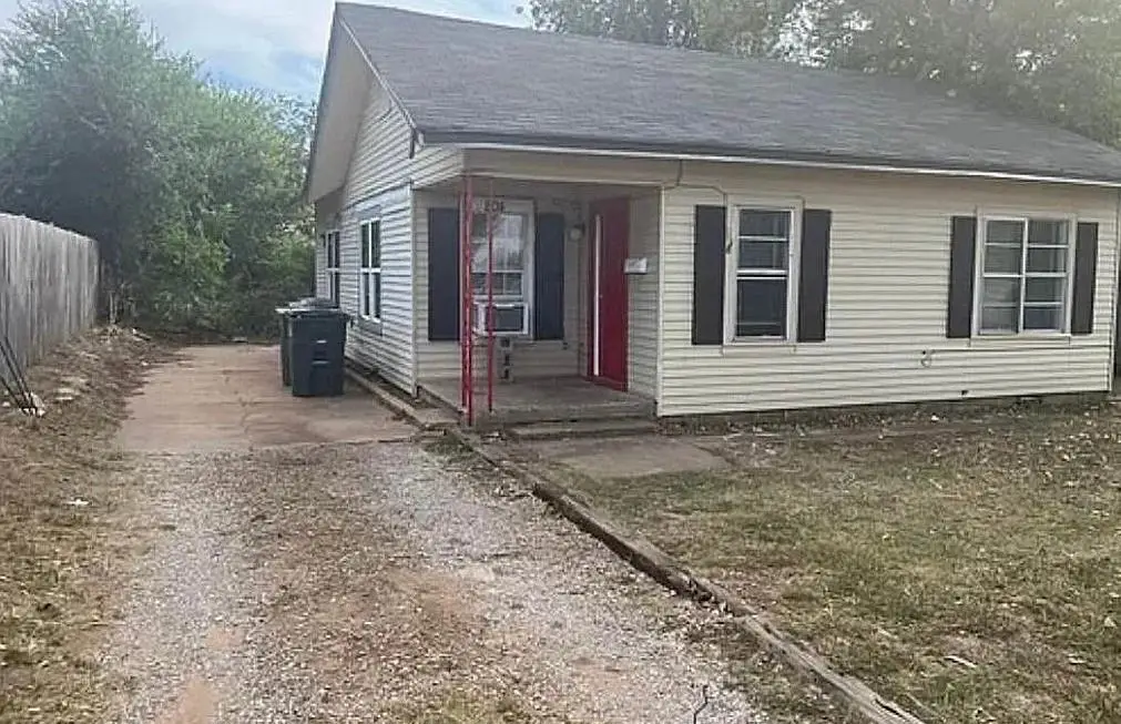 804 W Main Street, Edmond, OK 73003 - Image #1