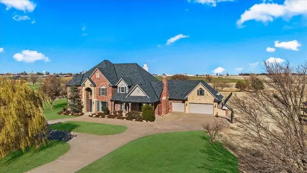 108 E Stroh Avenue, Okarche, OK 73762