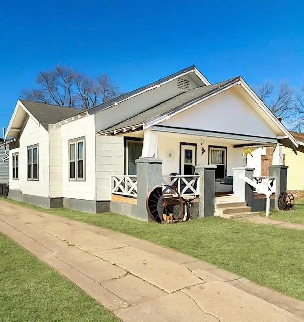 405 N 7th Street, Tonkawa, OK 74653 - Image #2