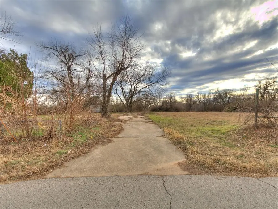 727 W Ford Street, Shawnee, OK 74801 - Image #3